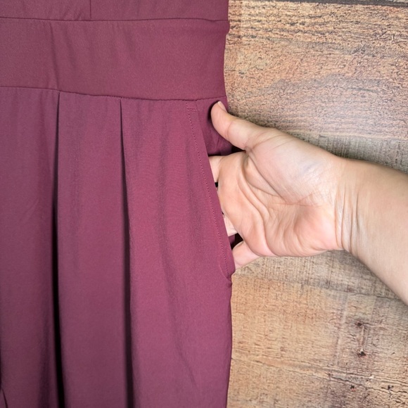 Halara Breezeful Backless Wide Leg Jumpsuit Amaranth Burgundy size Large - Picture 7 of 11